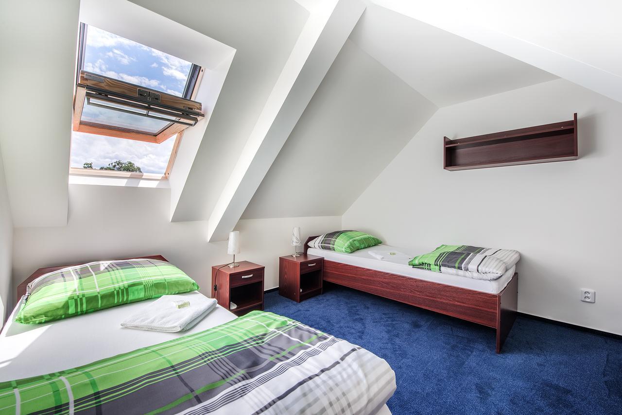 Hotel Pivovar Kácov Exteriör bild