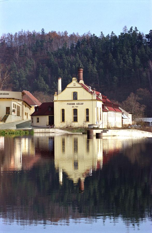 Hotel Pivovar Kácov Exteriör bild