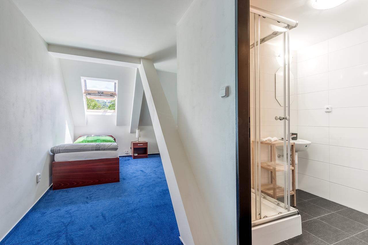 Hotel Pivovar Kácov Exteriör bild